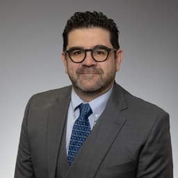 Headshot of Luis Benavente, MD, FACS